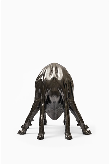 Jacob Davidson, Topology of Other Minds, resin, automotive paint, graphite powder, 30 x 30 x 30 cm. Appears courtesy of Gallery 144.