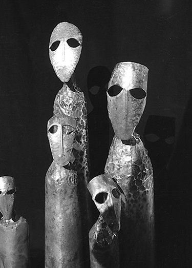 John Lysaght, Them and Us, copper, wood, stone, 80 x 80 x 80 cm.
