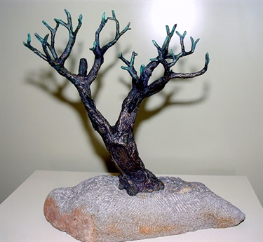 Tim Jones, Blasted Spooky Tree 2002, bronze, bluestone, pigment, 46.5 x 47 x 16 cm. Photo: Patrick Boland.