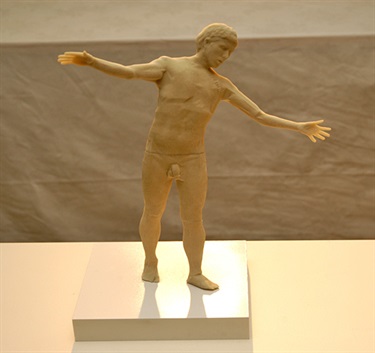 Louis Pratt, Re:Birth, MDF, 60 x 30 x 16 cm. Courtesy of Australian Galleries.