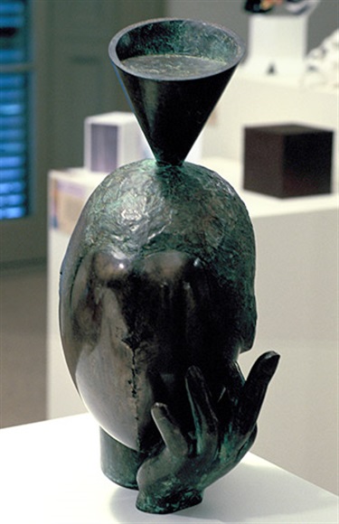 George Turcu, Dilemma, 55 cm. Courtesy of Watson Place Gallery.
