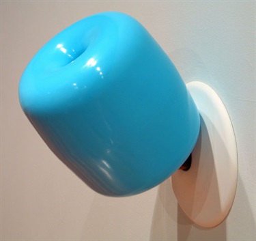 Colin Langridge, Things for Looking at Other Things, wood, fibreglass, resin, auto acrylic paint, steel, 50 x 30 x 40 cm.