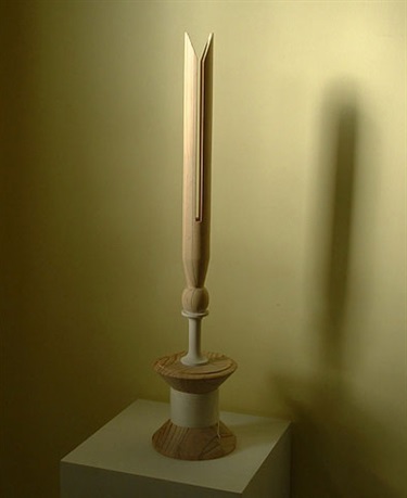 Sandra Bliim, Peg in Space - after Brâncuși, turned wood, whitewash, cotton twine, 78.5 x 17 x 17 cm.