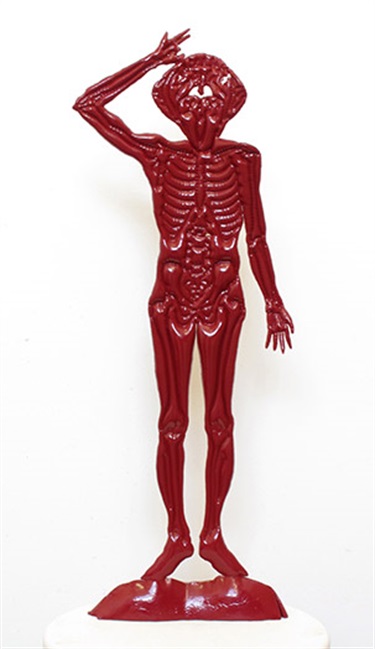 Caroline Rothwell, Comparative Anatomy (Mouth Head, i), powder-coated Britannia metal, 64.5 x 22 x 7 cm. Courtesy of Grantpirrie and Tolarno Galleries.