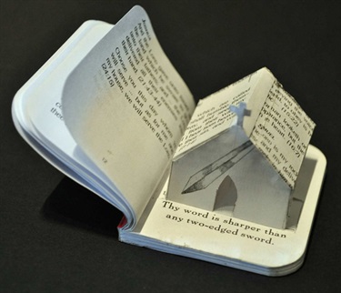 Archie Moore, Humpy Goona, paper, 7 x 6 x 4 cm.
