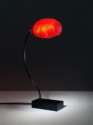 Robert Wynne, Brain II, glass, copper and LED light components, 47 x 23 x 11 cm. Courtesy of Raglan Gallery.