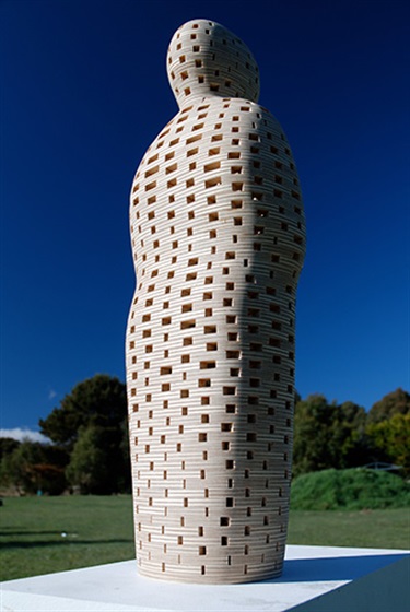 Phil Cooper, That’s how the light gets in, laminated plywood, 70 x 22 x 15 cm.