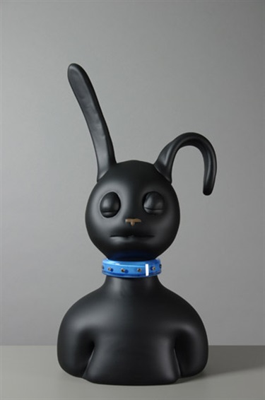 Tegan Empson, Anima, glass, museum grade Hxtal two part epoxy resin, 60 x 30 x 20 cm.