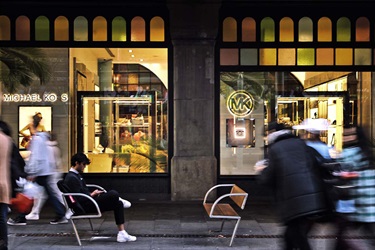 Omar Sutisno, Texting the World Go By, Yr 12, Macquarie Grammar School