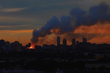 Fire on the Horizon, Charlotte Liu, Yr 10, Macquarie Grammar School