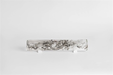 Amanda Page, Doomsday Core 02, blown glass, seeds, 6 x 35 x 6 cm. Photo: Jacquie Manning.