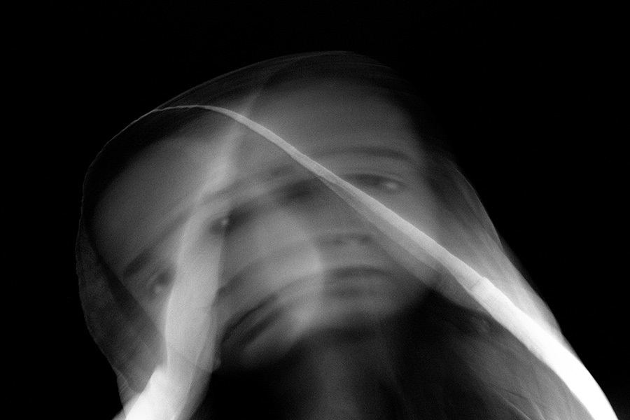 Daisy Balderstone, Split Between Worlds, Yr 9, Ascham School
