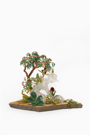 Mark and Simi Eliott, Ode to the Unknown Conservationist, borosilicate glass, stone base, 28 x 35 x 24 cm.