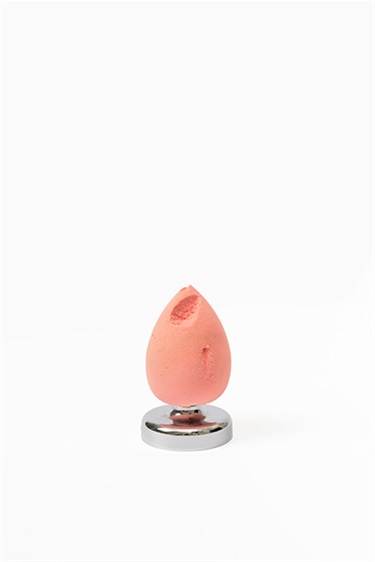 Jesse Wakenshaw, Bounce, makeup sponge, stainless steel, scent - iris, heliotrope, vetimoss, potato, powder accord, dust, ethyl trans-4- decenoate, poudre la mache and jasmine rice tincture, 8 x 4 x 4 cm.